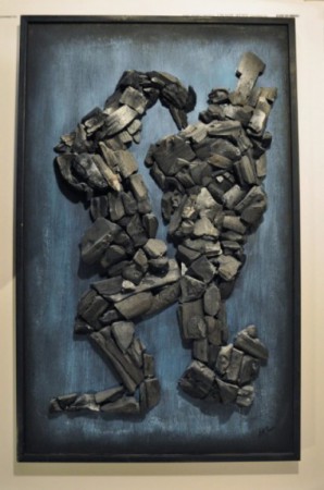 "Characoal Fenix charmer" - sculpted characoal, acrylic 45x72 
